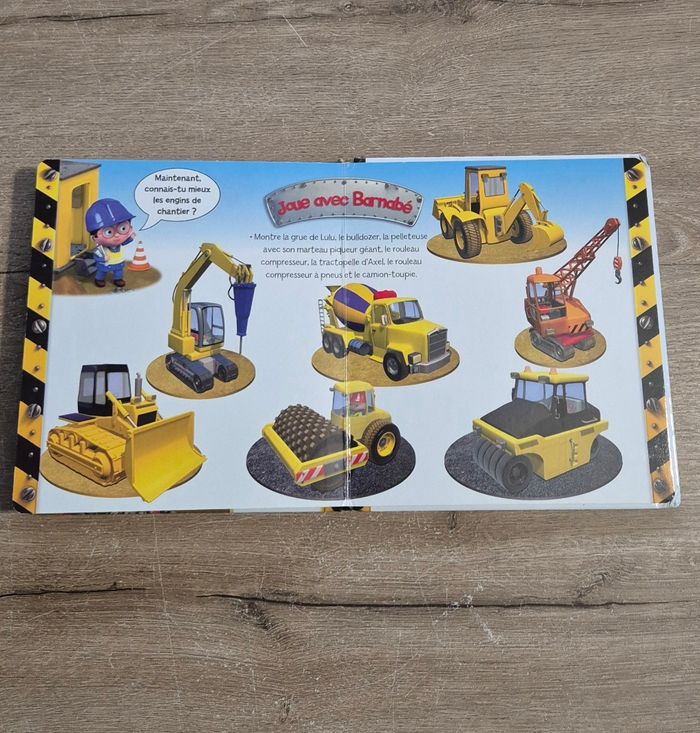 P'tit Garçon Découvre les engins de chantier - photo numéro 7