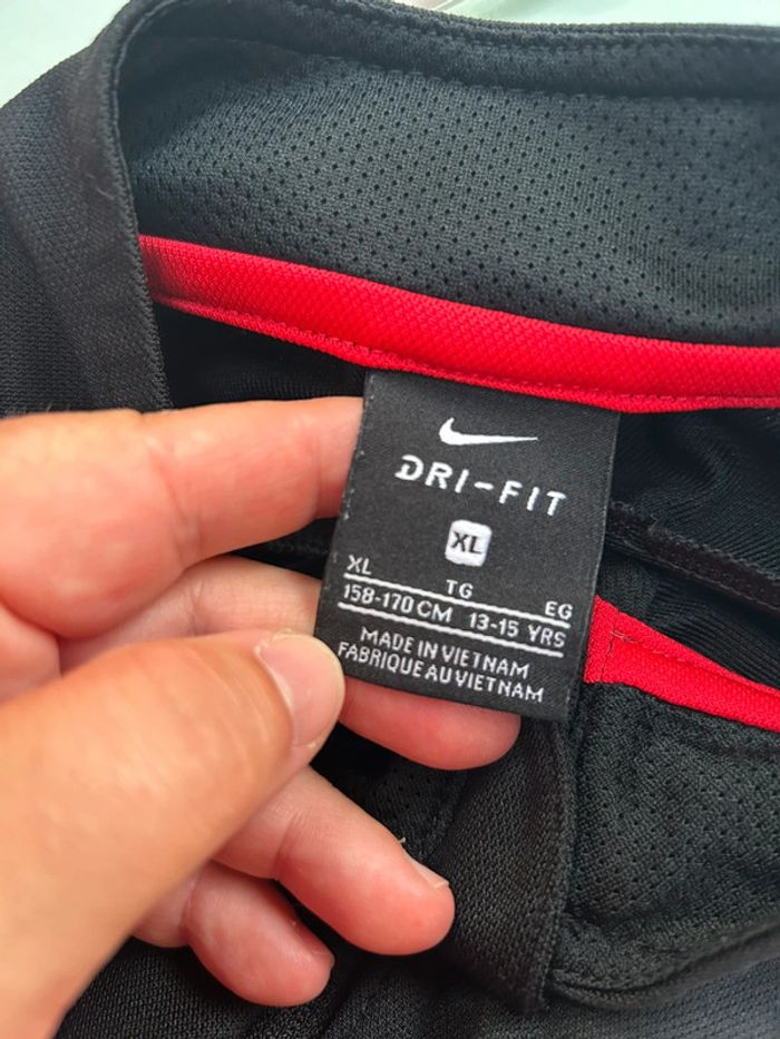 Veste de jogging #nike#taille 13/15 ans - photo numéro 2
