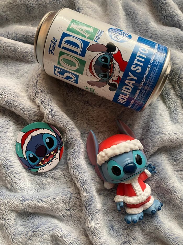 Figurine pop soda stitch holiday noel funko