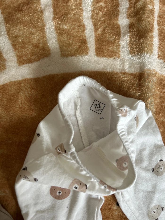 Pantalons 1 mois - photo numéro 3