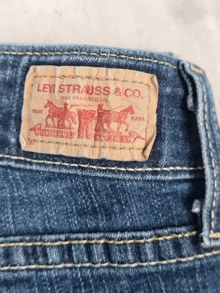 Jean Levi’s 535 Legging Bleu – Taille 38 Femme (mesures en photos) - photo numéro 10