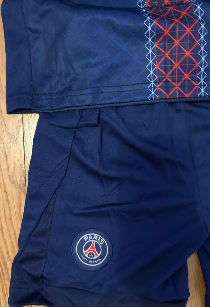 Ensemble Paris Saint-Germain 6/7ans - photo numéro 5