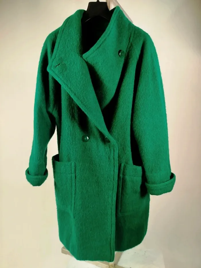 Manteau vert en laine - T42 estimée - Pièce rare sur mesure A836