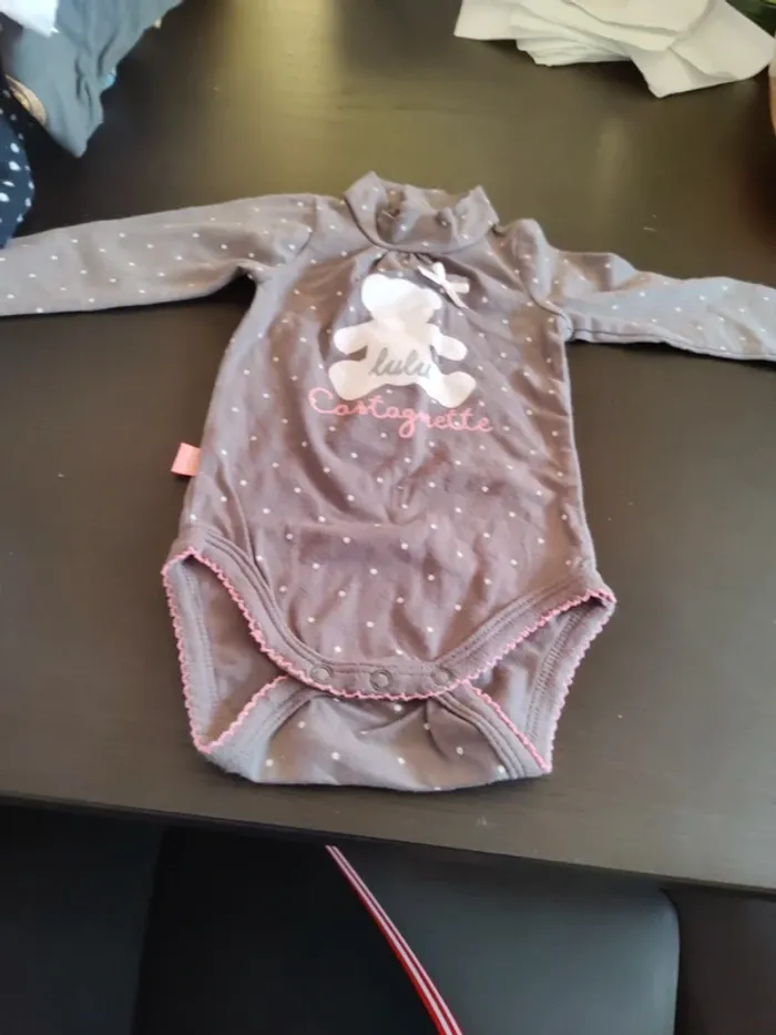 Bodies lulu castagnette 3mois