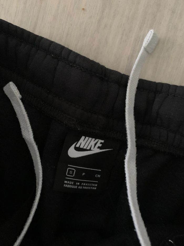 Bas Nike - photo numéro 2