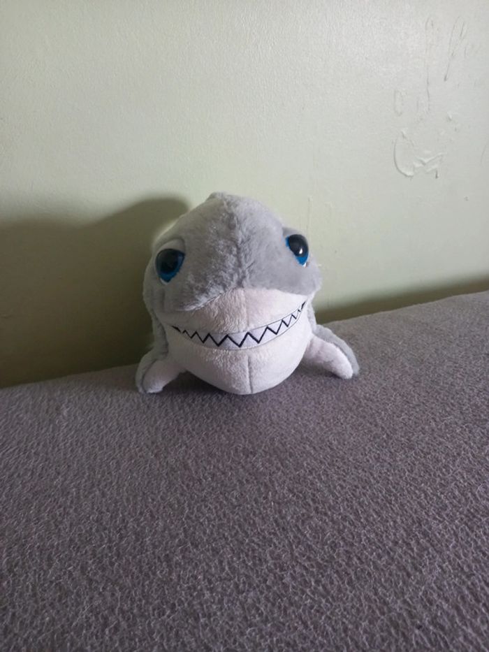 Peluche requin Océan buddies - photo numéro 2