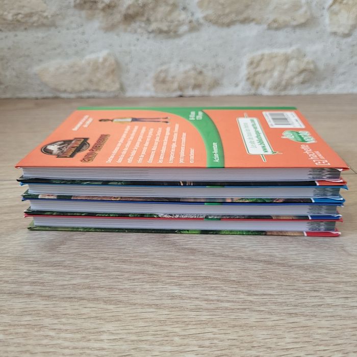La colo du crétacé Jurassic World lot 4 tomes comme neufs - photo numéro 8