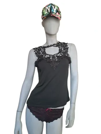 Top noir design