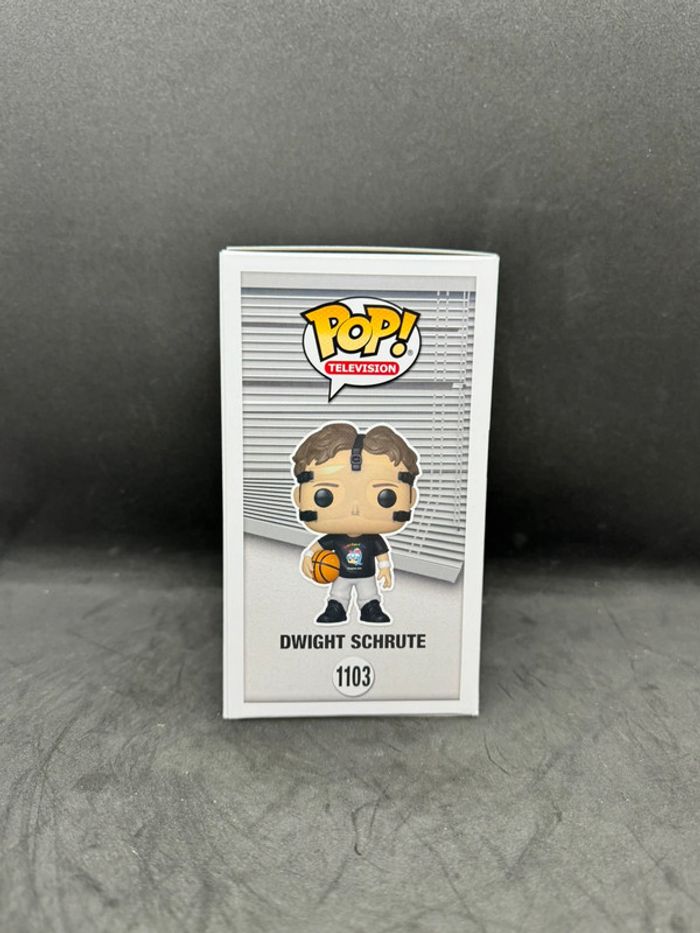 Funko pop the office Dwight schrute 1103 chalice sticker - photo numéro 3