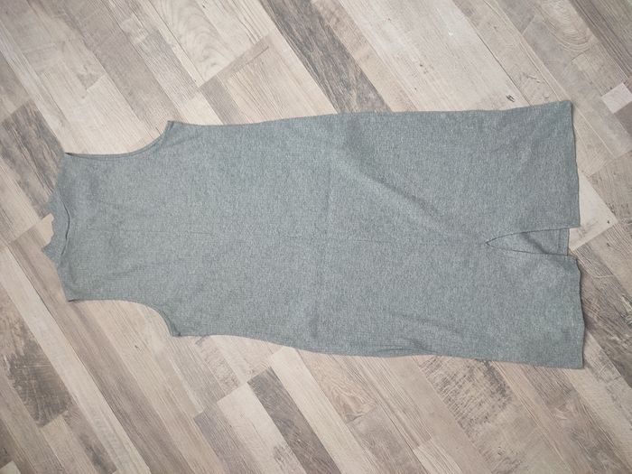 Robe H&M grise - photo numéro 3