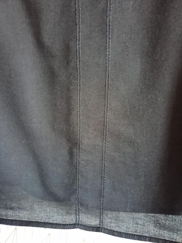 Chemise homme noire Celio L tbe matière qui prend facilement les poils - photo numéro 11