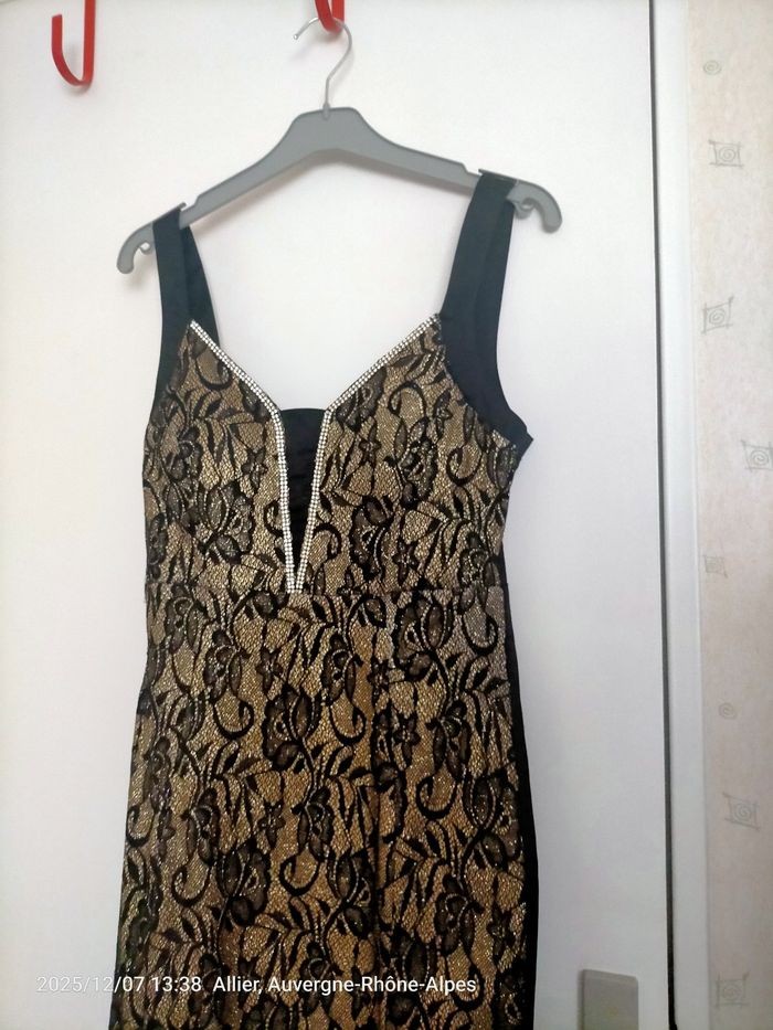 Robe noire à paillettes - photo numéro 3