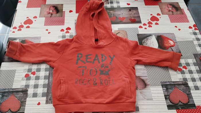 Sweat a capuche kiabi 3ans