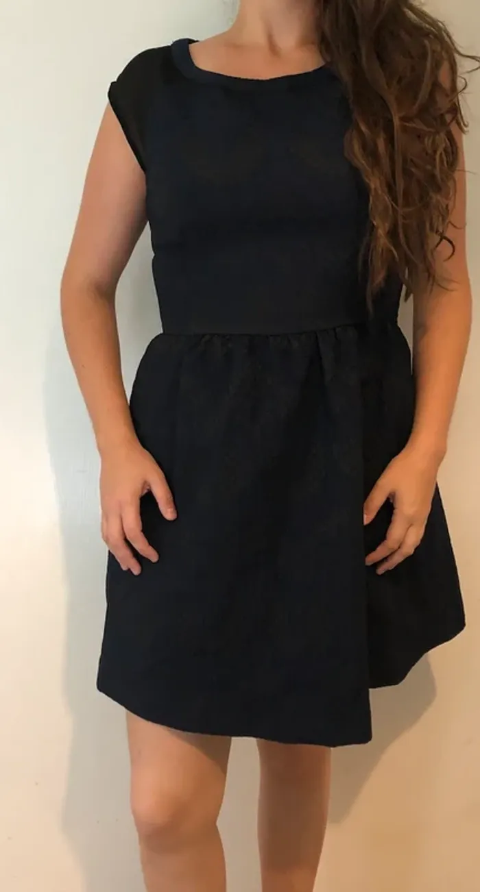 Très belle robe élégante bleue à motifs femme M