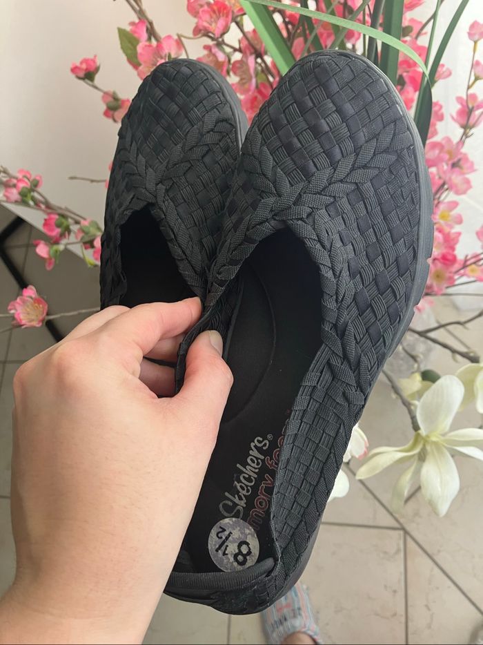 Très belles Skechers noires T. 38,5-39 Neuves - photo numéro 8