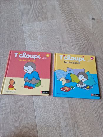 2 livres  t'choupi 📚
