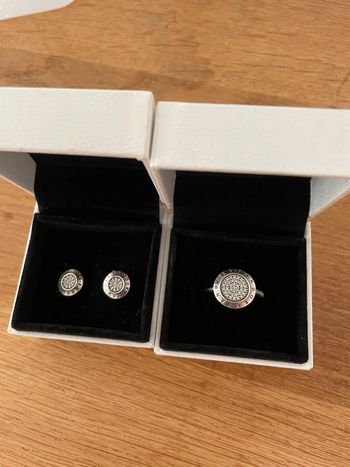 Pandora - bague taille 52 et puces d’oreilles