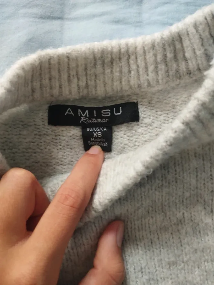 Pull gris - photo numéro 3