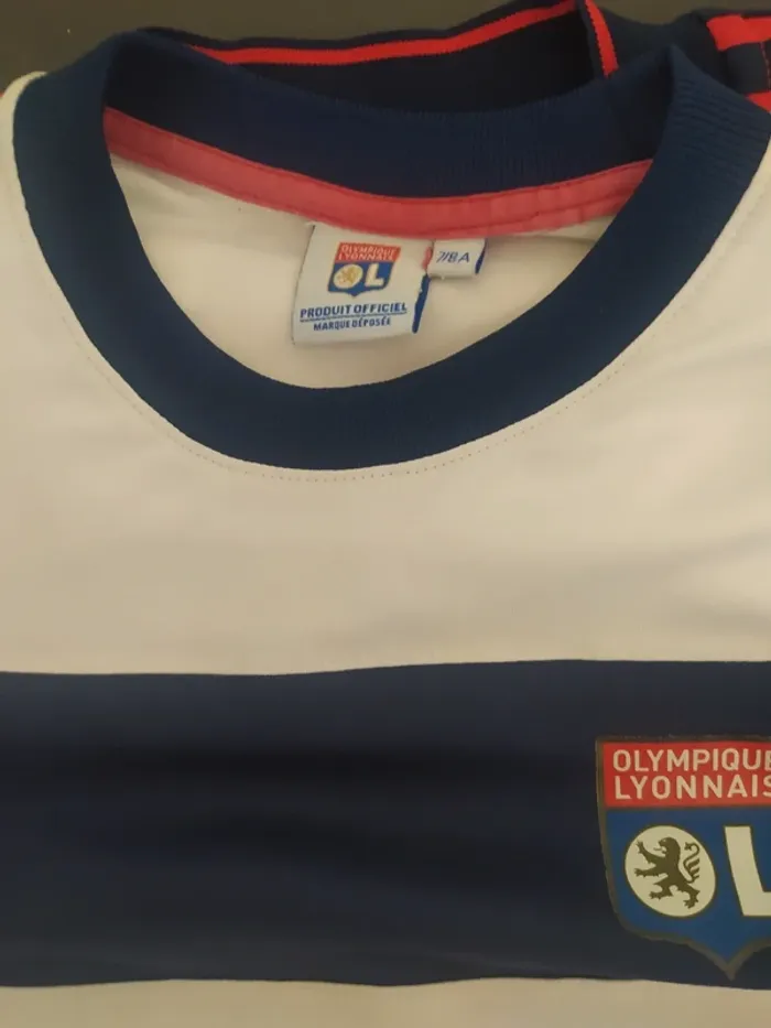 T-shirt Lyon (OL) - photo numéro 2