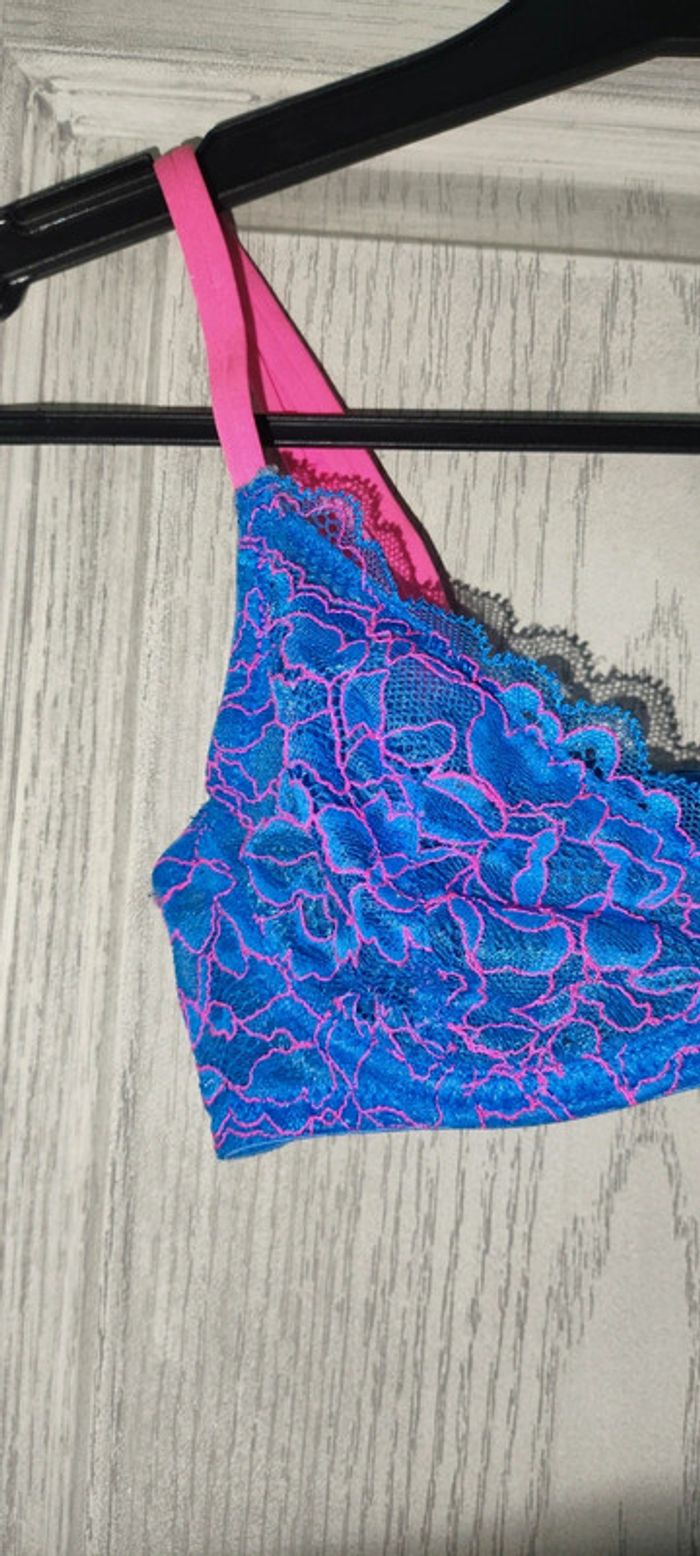 soutien gorge Undiz rose et bleu - photo numéro 3