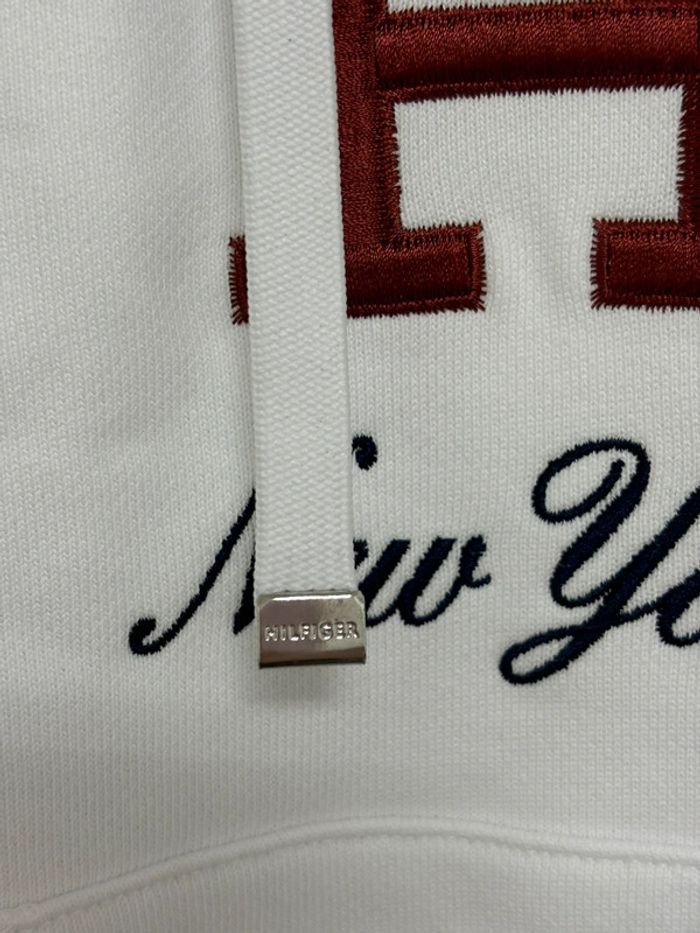 Sweat à capuche pour homme taille XS Tommy Hilfiger 179€ - photo numéro 2