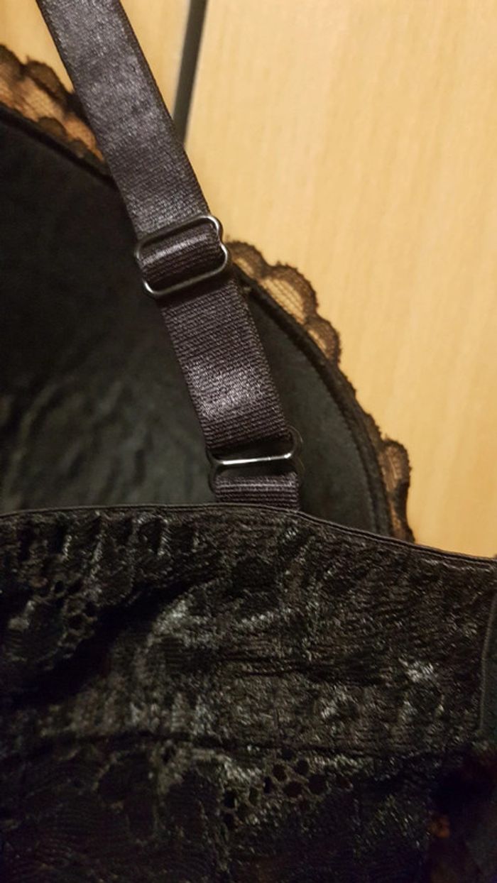 Soutien gorge - photo numéro 4