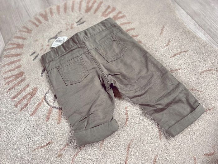 Pantalon kaki obaibi neuf 6 mois - photo numéro 2