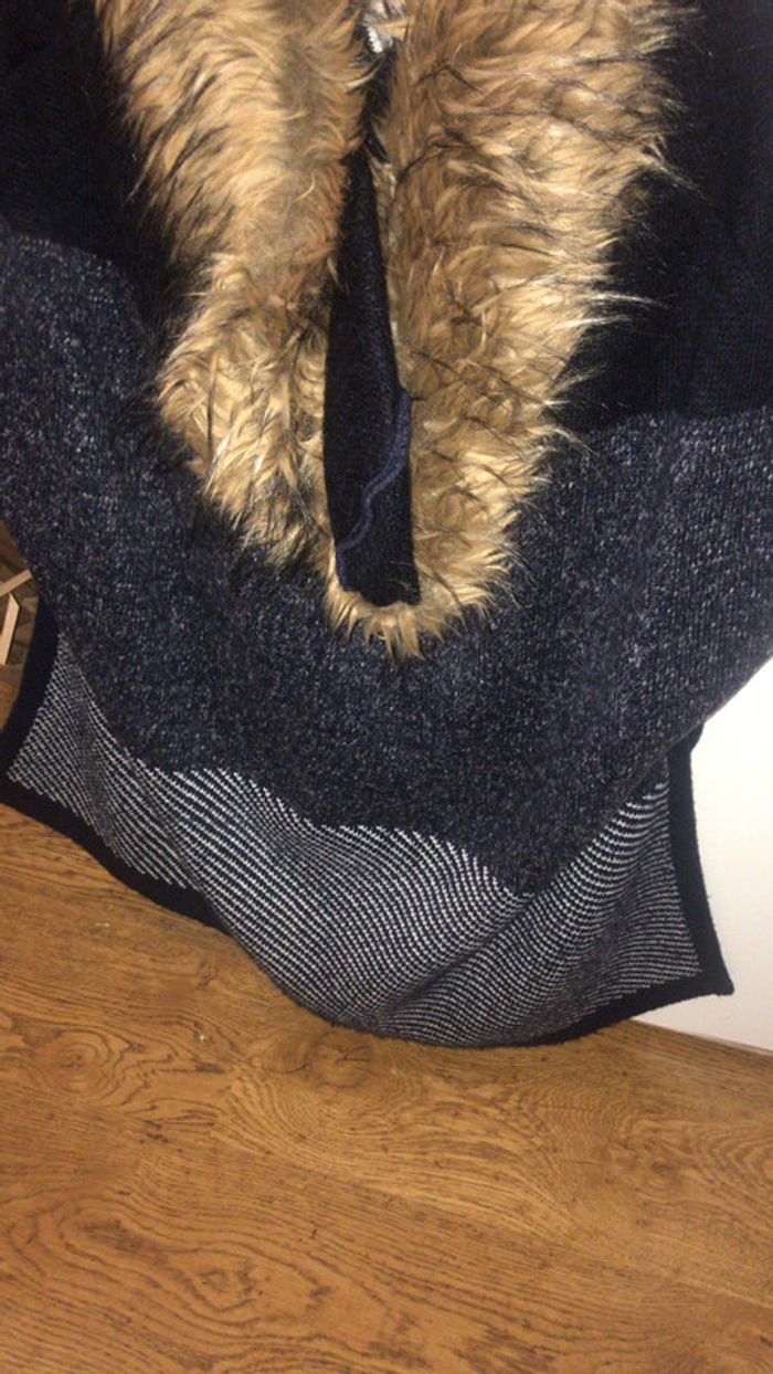 Poncho hiver avec capuche fourrure Grain de Malice - photo numéro 4