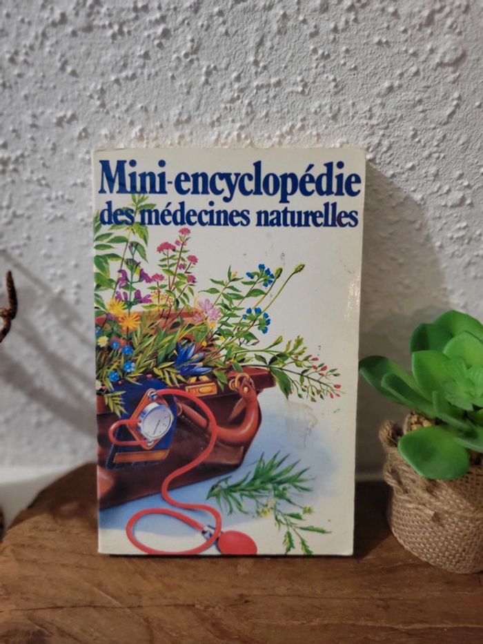 Livre pratique "Mini encyclopédie des médecines naturelles"