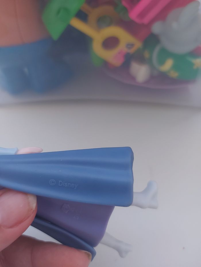 Figurine elsa + trousse - photo numéro 3