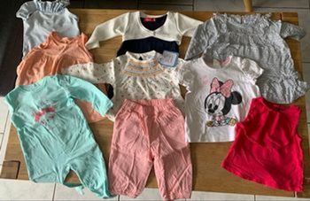 Lot de vêtements bébé fille en 9 mois