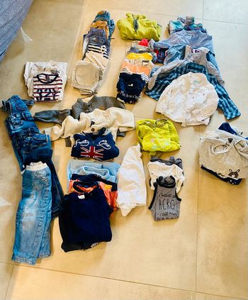 Lot 18 mois 44 pièces