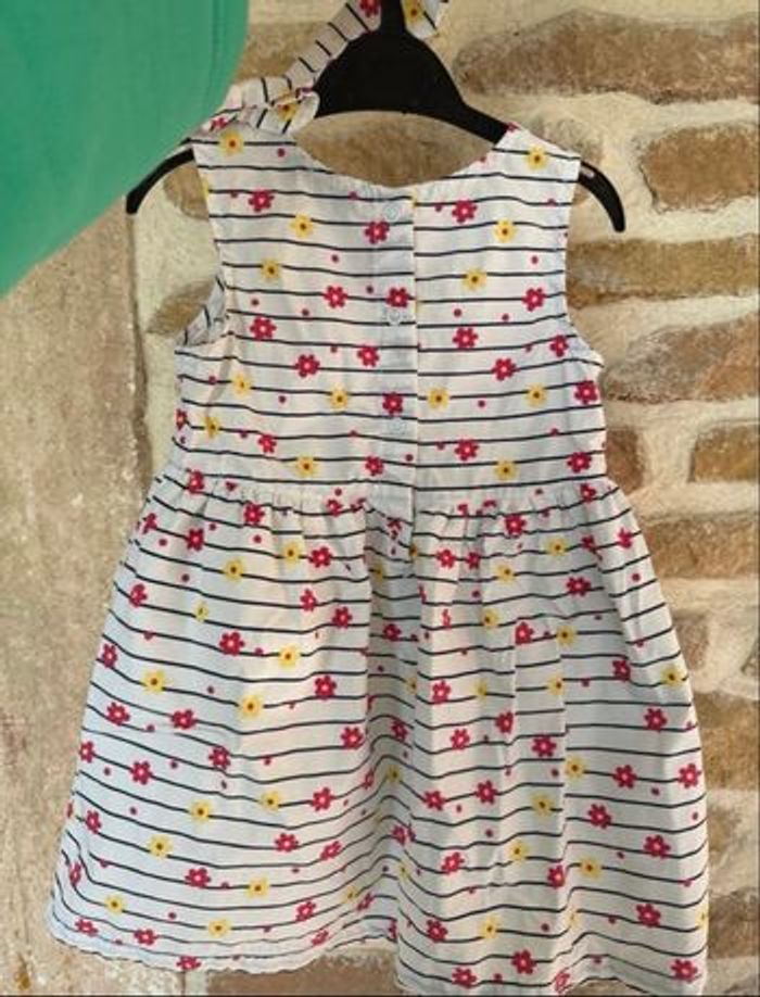 Robe et bandeau assorti taille 18-24 mois - photo numéro 2