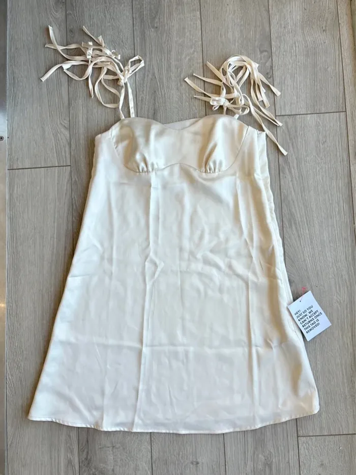Robe courte asos T34
