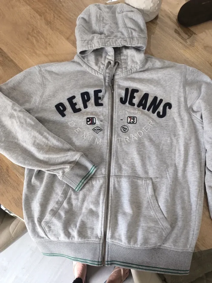 Sweet a capuche zippé