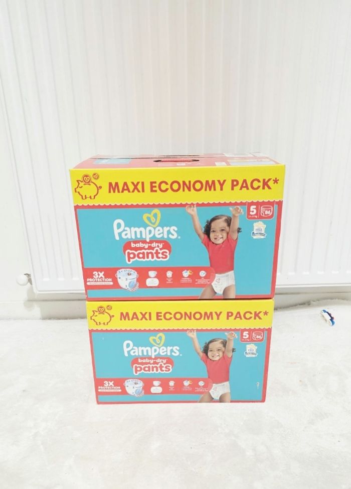 2x Couches Pampers Baby Dry Pants Taille 5 MAXI PACK *172