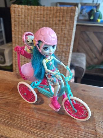 Enchantimals et ses accessoires