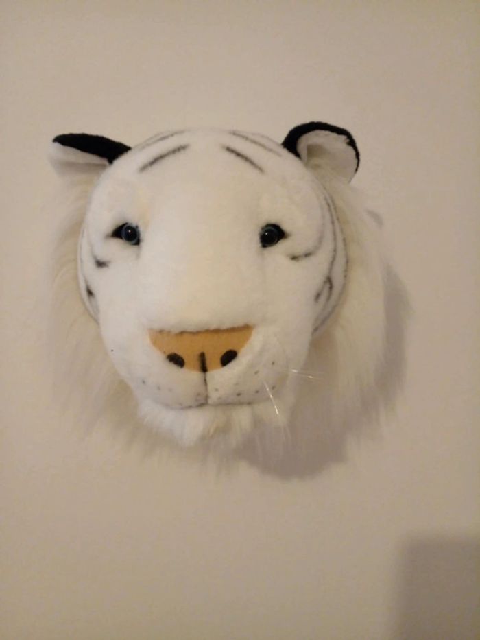 Trophée peluche tête de tigre blanc