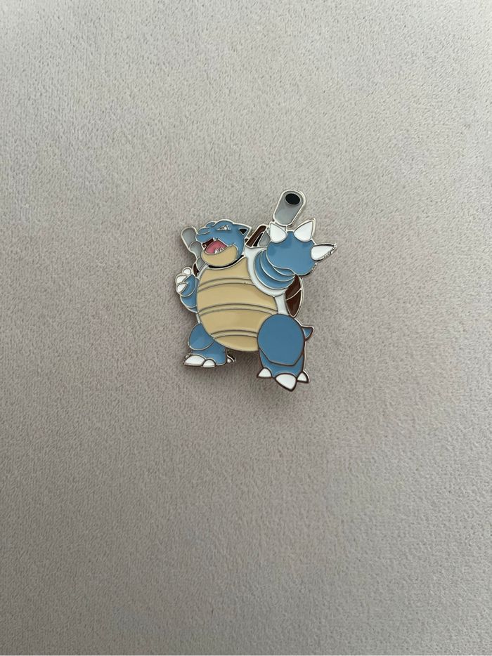 3 Pin's Pokémon Dracaufeu Tortank Florizarre - photo numéro 2
