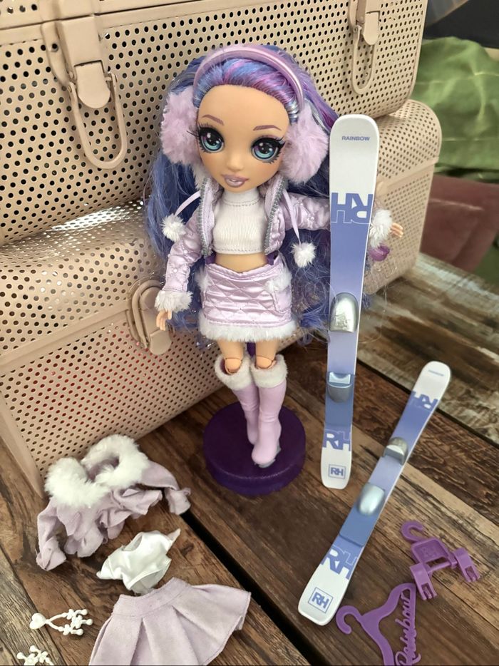 Rainbow High Winter Vreak - photo numéro 2