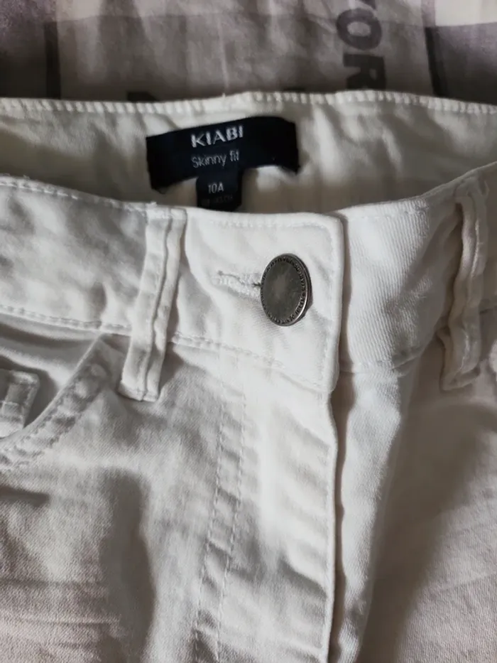 lot jeans fille 10ans - photo numéro 3