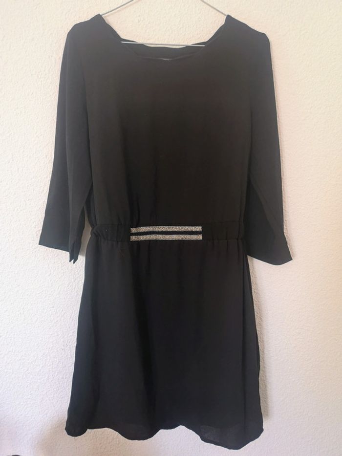Robe noire taille élastique