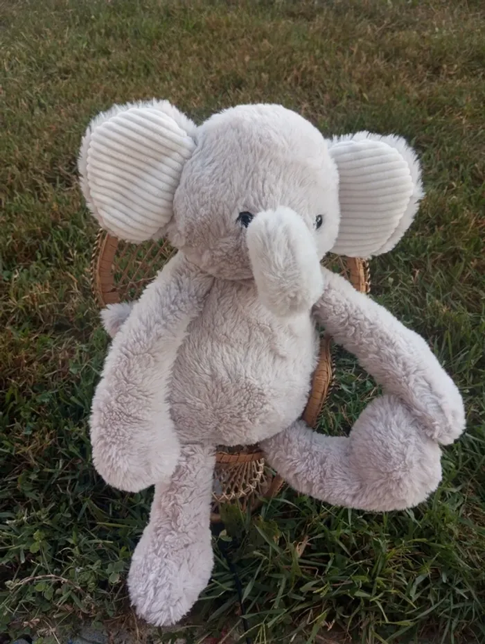 Peluche éléphant neuf - photo numéro 3