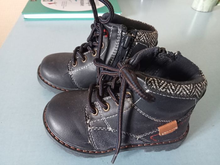 Chaussures neuves - photo numéro 2