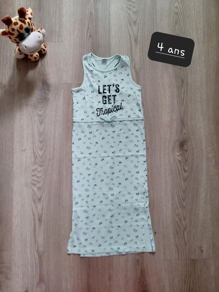 Robe longue 4 ans