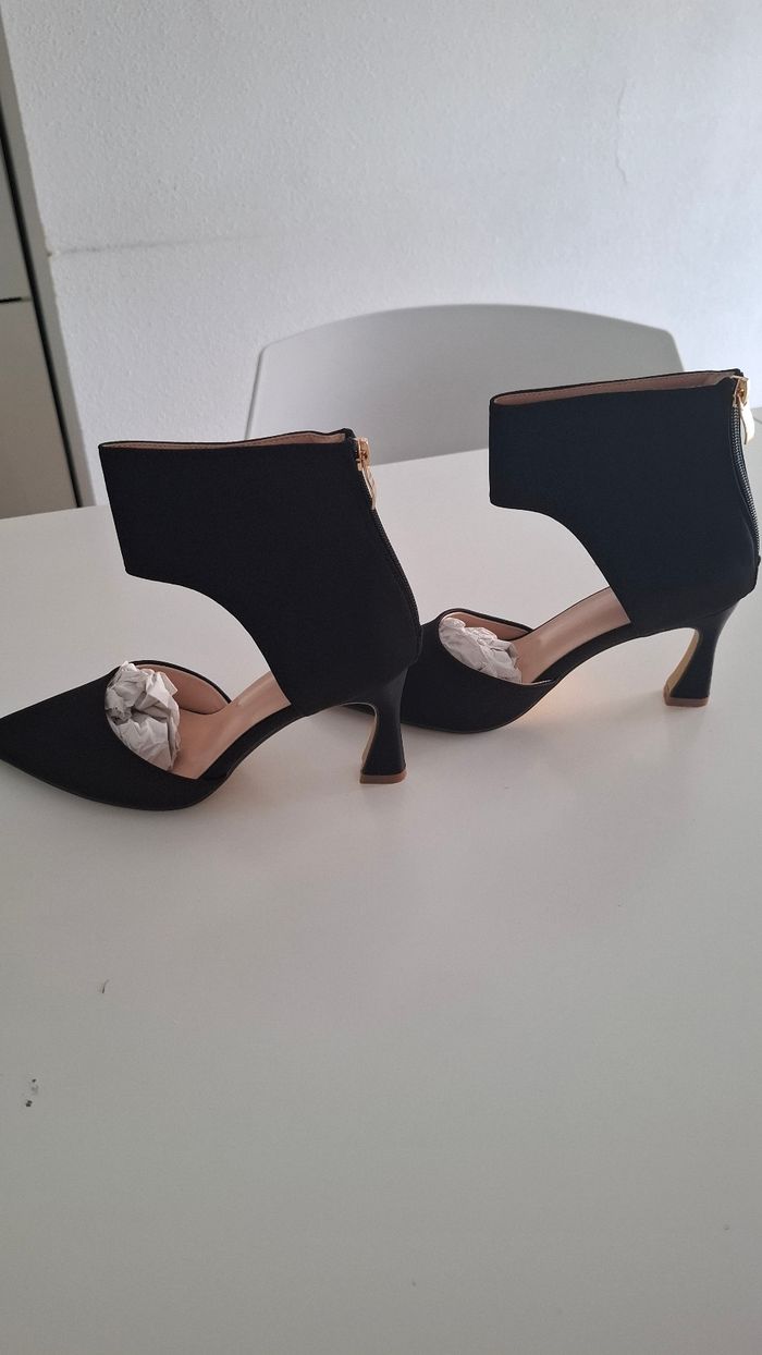 Escarpins - photo numéro 3