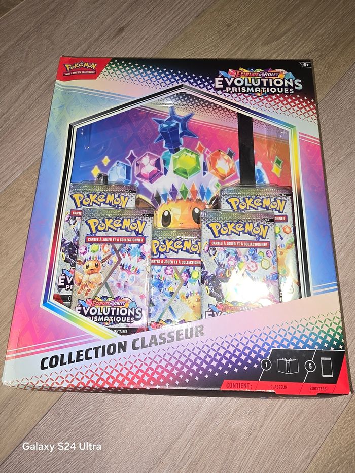 Pokemon coffret classeur evolutions prismatiques 8.5