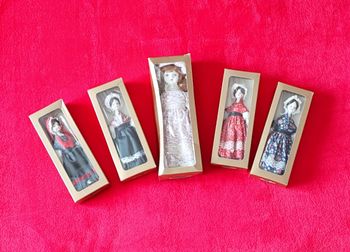 💃 5 poupées en porcelaines dont 4 folkloriques - Neuves 💃