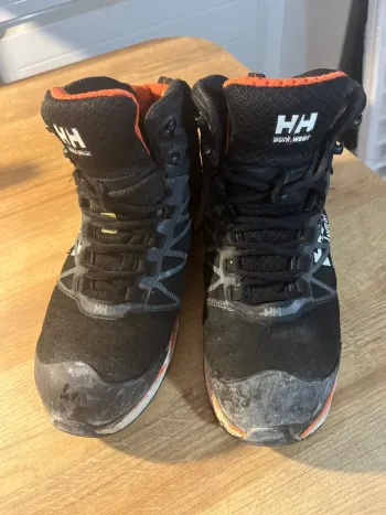 Chaussures des sécurité