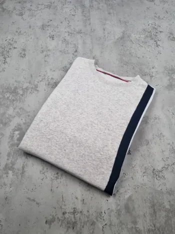 Sweat Tommy Hilfiger gris M Hommes (mesures en photos)